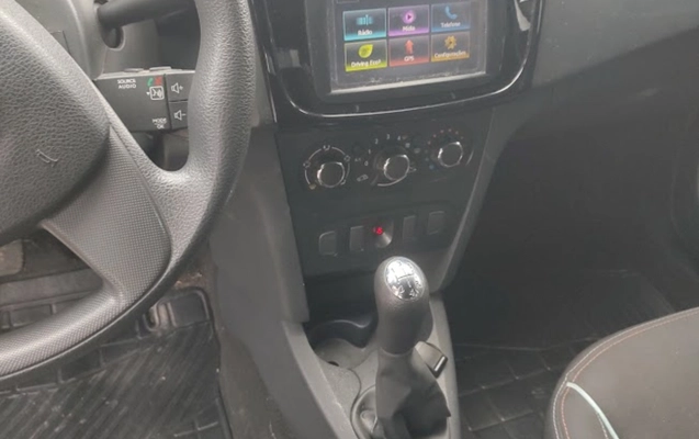 imagem-https://www.socarrao.com.br/sc-vehicle-images-prod/2346683/1782592161503-SU1HXzIwMjYwNjI3XzE2MjQxMzM3Nl9QT1JUUkFJVC5qcGc.jpg