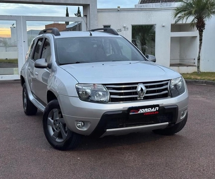 Renault Duster 2015 Prata — foto 1 de 3