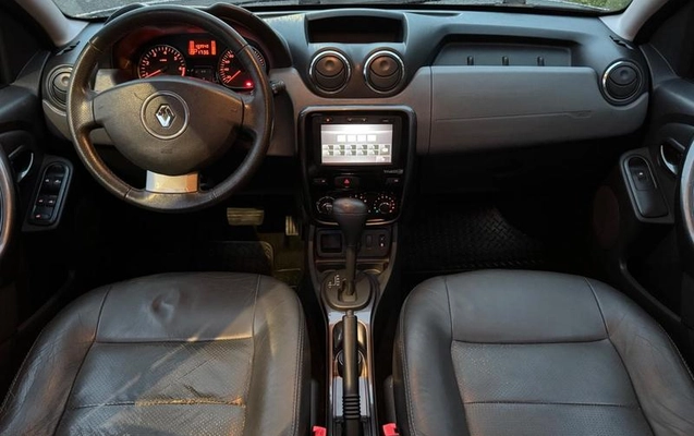 imagem-https://www.socarrao.com.br/sc-vehicle-images-prod/2353654/1789042054853-8229119_12_B_9b3d143226.jpeg