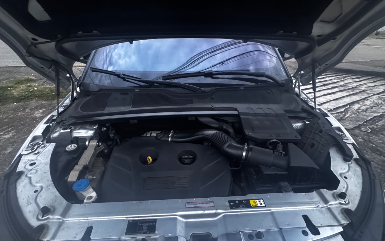 imagem-https://www.socarrao.com.br/sc-vehicle-images-prod/2353963/1782681017451-SU1HXzM0NDkuanBlZw.jpeg