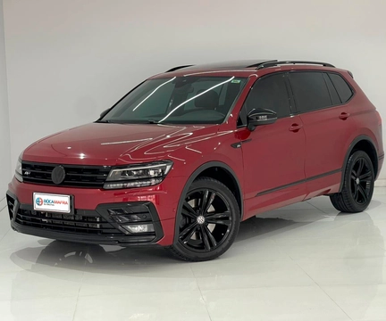 Volkswagen Tiguan 2018 Vermelho — foto 1 de 3