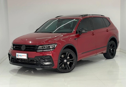 Volkswagen Tiguan 2018 Vermelho — foto 1 de 3