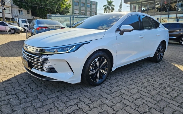imagem-https://www.socarrao.com.br/sc-vehicle-images-prod/2361795/1789656206384-3OqBl126tYvCP2duItBXvHsvz0Oy6auG.jpg