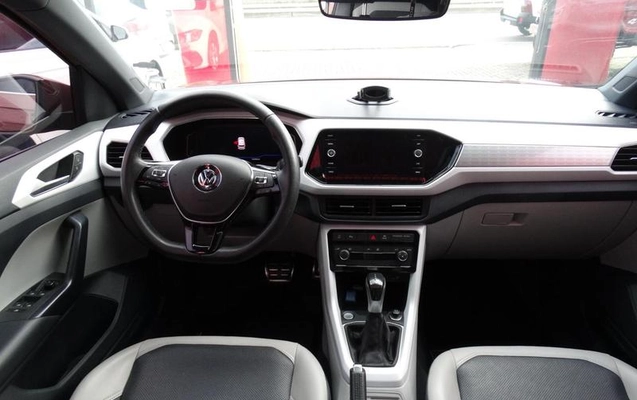 imagem-https://www.socarrao.com.br/sc-vehicle-images-prod/2361810/1784635132470-8213166_7_B_9800c3cce5.jpeg