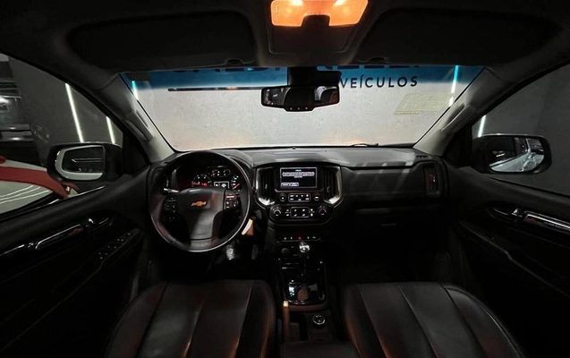 imagem-https://www.socarrao.com.br/sc-vehicle-images-prod/2361911/1788467404225-8228609_7_B_a88c9eace8.jpeg