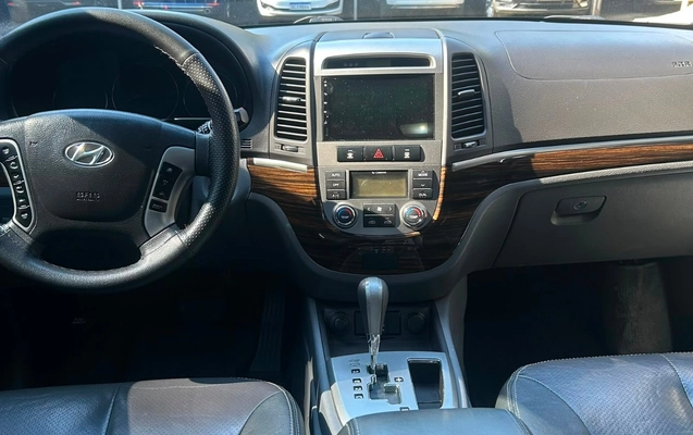 imagem-https://www.socarrao.com.br/sc-vehicle-images-prod/2362115/1782918095040-U0FOVEEgRkUgNS5qcGVn.jpeg