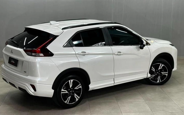 imagem-https://www.socarrao.com.br/sc-vehicle-images-prod/2362444/1787860602832-8217553_7_B_9a80723149.jpeg
