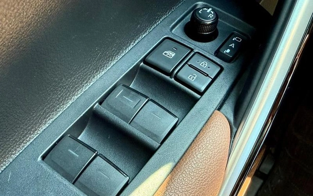 imagem-https://www.socarrao.com.br/sc-vehicle-images-prod/2363656/1789664591707-7865074_1_B_c81b371162.jpeg