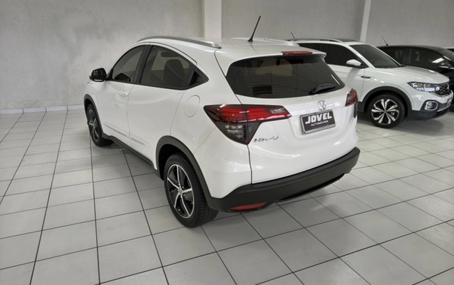 imagem-https://www.socarrao.com.br/sc-vehicle-images-prod/2363691/1782742155076-50807dd3-5651-482a-8013-f358442e319f.jpg