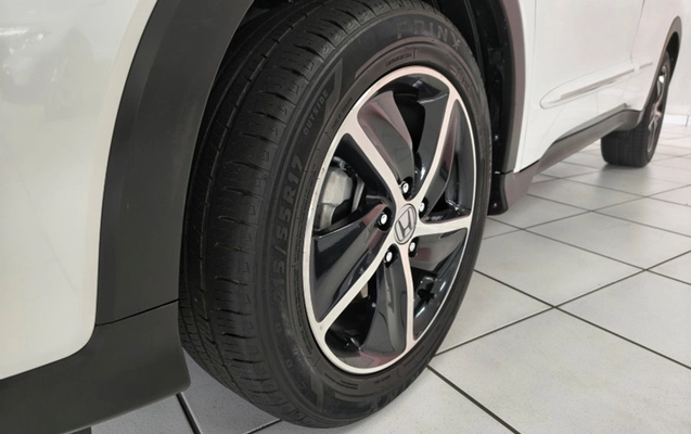imagem-https://www.socarrao.com.br/sc-vehicle-images-prod/2363691/1782742155083-e64d9475-a14b-48fd-8eba-2c87141b4b31.jpg