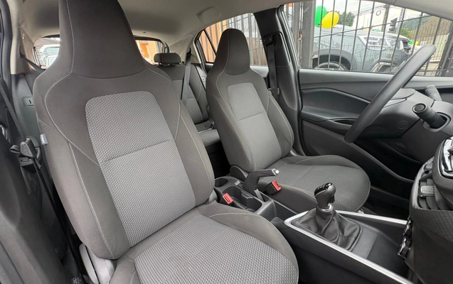 imagem-https://www.socarrao.com.br/sc-vehicle-images-prod/2363965/1782743436854-V2hhdHNBcHAgSW1hZ2UgMjAyNi0wNi0yOSBhdCAwOS4wNy4wNSAoMSkuanBlZw.jpeg