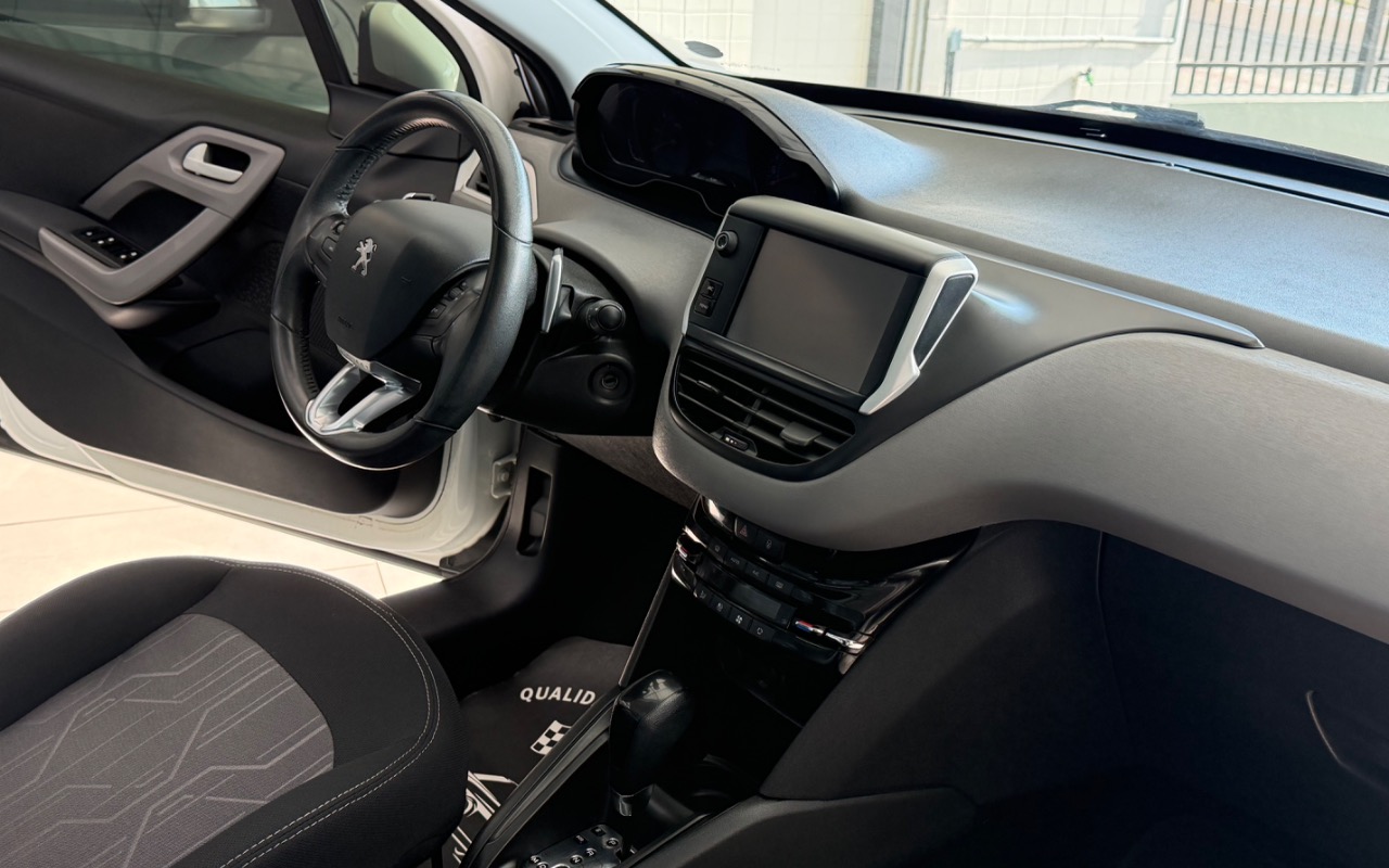 imagem-https://www.socarrao.com.br/sc-vehicle-images-prod/2364122/1782743907120-SU1HXzkxMTIuanBlZw.jpeg