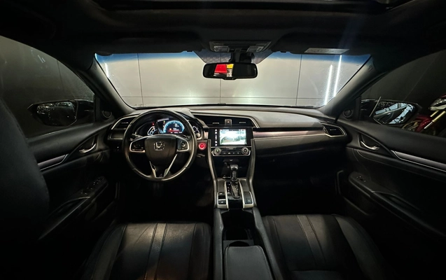 imagem-https://www.socarrao.com.br/sc-vehicle-images-prod/2364124/1782743920555-003_2c0fde899dffb90d82926c1b48397577.jpeg