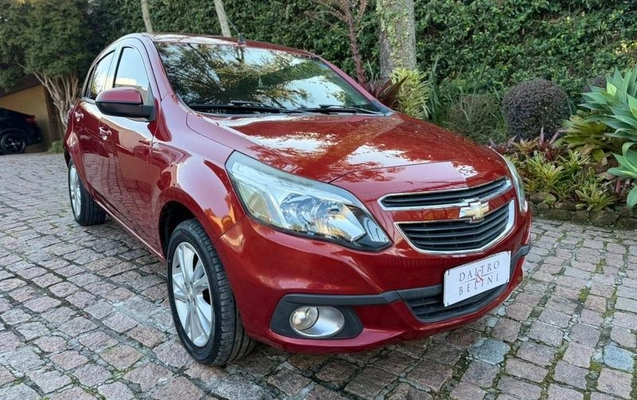 imagem-https://www.socarrao.com.br/sc-vehicle-images-prod/2364226/1789132202659-8198211_2_B_5a3a101de5.jpeg