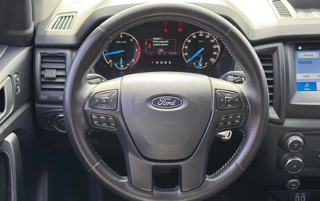 imagem-https://www.socarrao.com.br/sc-vehicle-images-prod/2364345/1782744997337-8cf37b62-d70e-4925-aebd-c24803dda1d8.jpg