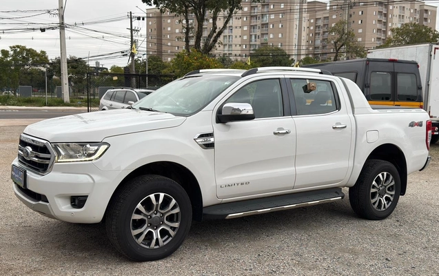 imagem-https://www.socarrao.com.br/sc-vehicle-images-prod/2364346/1789522332922-36b1d6d7-7e49-4306-816a-008ef7151618.jpg