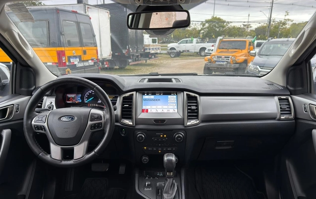 imagem-https://www.socarrao.com.br/sc-vehicle-images-prod/2364346/1789522332929-84120952-a056-4e46-ba32-298c4e40fbff.jpg