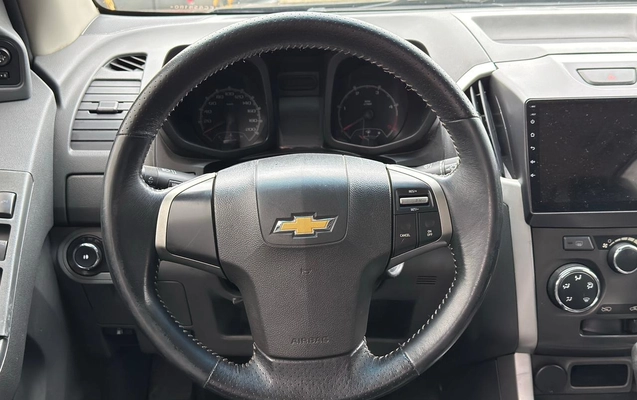 imagem-https://www.socarrao.com.br/sc-vehicle-images-prod/2364568/1782745972053-6b5ade70-bad8-4a09-8643-a447ee376464.jpg