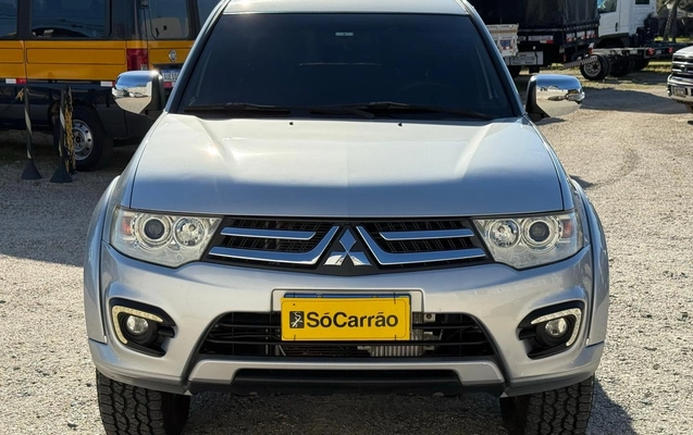 imagem-https://www.socarrao.com.br/sc-vehicle-images-prod/2364578/1782746027595-8282d2e5-4996-4570-97ec-6546db8ec75a.jpg