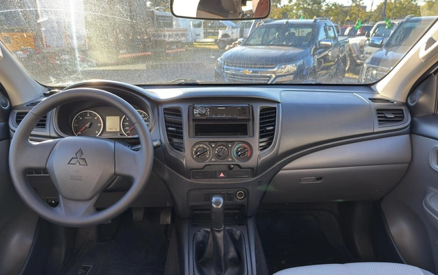 imagem-https://www.socarrao.com.br/sc-vehicle-images-prod/2364688/1789696205689-0ae57cac-9a76-4f02-9916-aff8f3549dc0.jpg