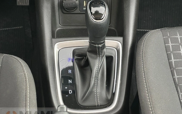 imagem-https://www.socarrao.com.br/sc-vehicle-images-prod/2364759/1782746475197-4a2f714f1a504688b87cf8a1c4e62034_1782746409708.jpg