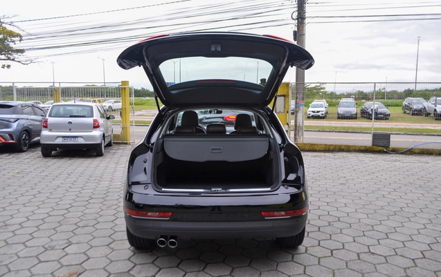 imagem-https://www.socarrao.com.br/sc-vehicle-images-prod/2364785/1782746957204-7a04a00b251f465487ce83fd18f2142a_1782745208751.jpg