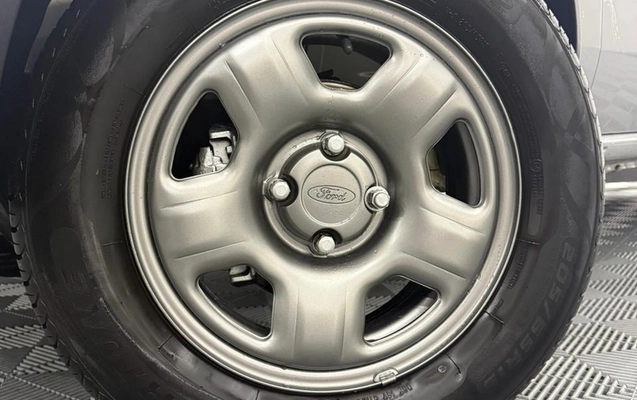 imagem-https://www.socarrao.com.br/sc-vehicle-images-prod/2364865/1782746857899-58662b4f-db79-4aa2-bd83-1ca10c5f887c.jpg