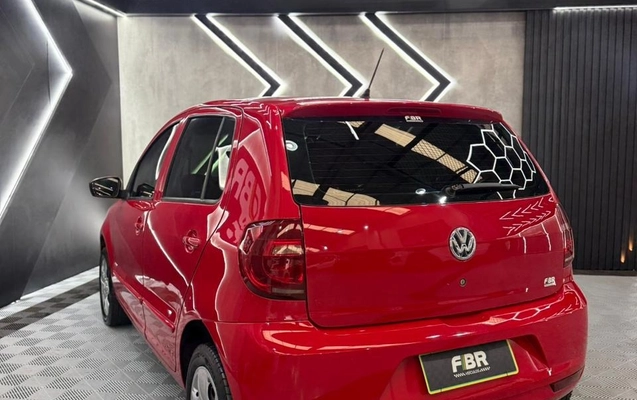 imagem-https://www.socarrao.com.br/sc-vehicle-images-prod/2364866/1782746890467-b15e2f33-6d86-4f94-a3f6-6ea3ee5f1ba1.jpg