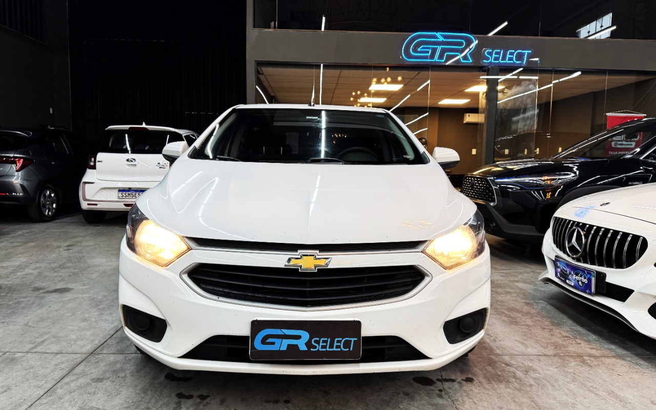 imagem-https://www.socarrao.com.br/sc-vehicle-images-prod/2365039/1782747816387-SU1HXzA2ODMuSlBH.JPG