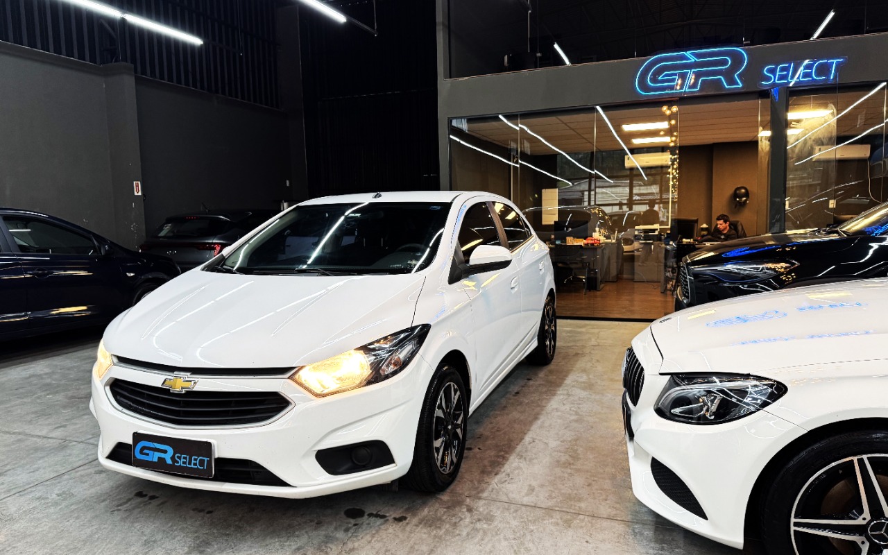 imagem-https://www.socarrao.com.br/sc-vehicle-images-prod/2365039/1782747816500-SU1HXzA2ODEuSlBH.JPG