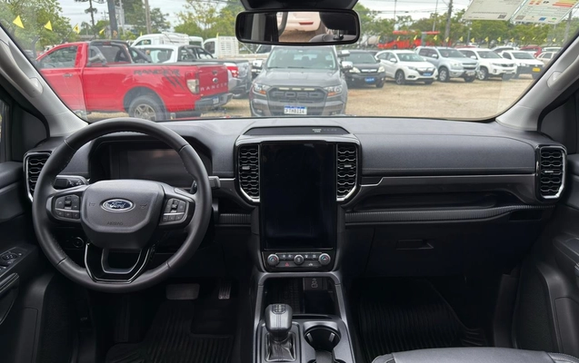 imagem-https://www.socarrao.com.br/sc-vehicle-images-prod/2365472/1782750145403-540ecc67-6587-4df9-a157-dba051af5972.jpg