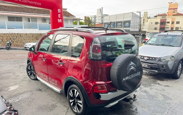 imagem-https://www.socarrao.com.br/sc-vehicle-images-prod/2365600/1789224025121-gb-d843682.jpeg
