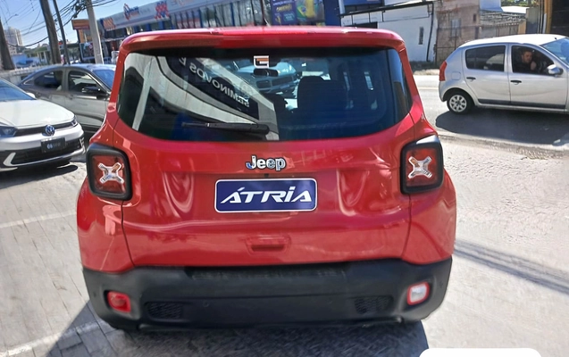 imagem-https://www.socarrao.com.br/sc-vehicle-images-prod/2366125/1789563989732-2f943796-7a9e-4be3-bc46-e629fe5afefa.jpg