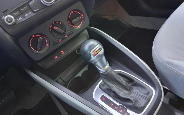 imagem-https://www.socarrao.com.br/sc-vehicle-images-prod/2366141/1788981868616-8228663_14_B_ea16dc321a.jpeg