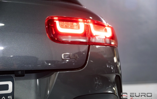 imagem-https://www.socarrao.com.br/sc-vehicle-images-prod/2366335/1785433625799-a807d558013e40058500430d37ae8611_1783079772792.jpg