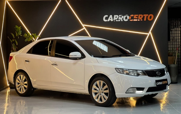 imagem-https://www.socarrao.com.br/sc-vehicle-images-prod/2366378/1782762400965-B5JbarsgPXZVzapMKGF6uiv5P2DqbA2x.jpg
