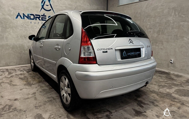 imagem-https://www.socarrao.com.br/sc-vehicle-images-prod/2366379/1789412388568-38230aa34ddc4fa894229419b0e1f5cc_1782762432195.jpg