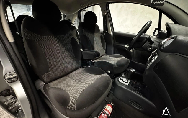 imagem-https://www.socarrao.com.br/sc-vehicle-images-prod/2366379/1789412388577-53831b655773480b83daf2e54b2ea0e3_1782762442672.jpg