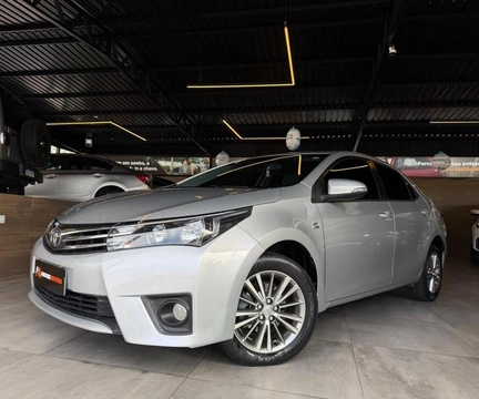 Toyota Corolla 2015 Prata — foto 1 de 3