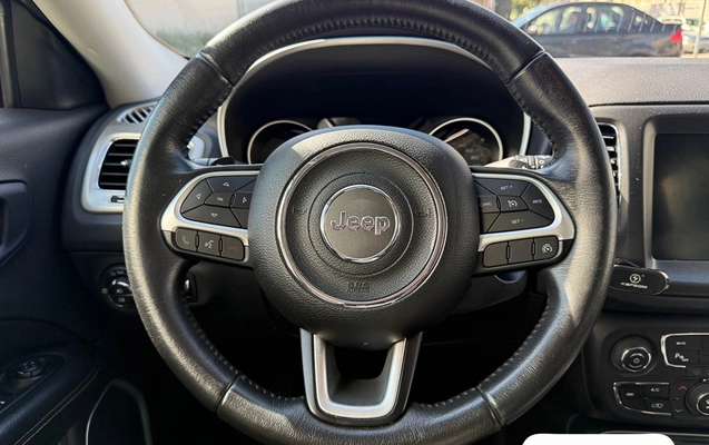 imagem-https://www.socarrao.com.br/sc-vehicle-images-prod/2366416/1782763131241-92671d5b-84ba-4bf0-b5fa-f023800f6721.jpg