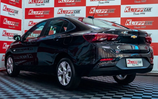 imagem-https://www.socarrao.com.br/sc-vehicle-images-prod/2366519/1782763565003-tolUB9ICL9lS6RguVYynLyC99nfNlM0L.jpg