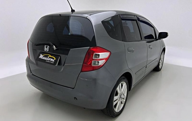 imagem-https://www.socarrao.com.br/sc-vehicle-images-prod/2366531/1789498383388-8220137_2_B_be3da3ded5.jpeg