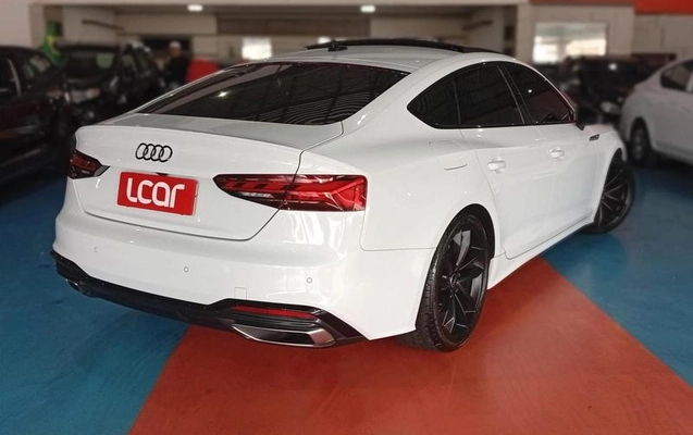 imagem-https://www.socarrao.com.br/sc-vehicle-images-prod/2366785/1783436709082-8225087_4_B_afb7e41ddd.jpeg