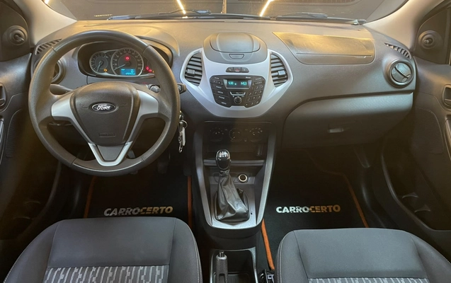 imagem-https://www.socarrao.com.br/sc-vehicle-images-prod/2366829/1782766016900-MdyxwHkLsiiDgVm41XJbT4DkTjyT0A1Y.jpg