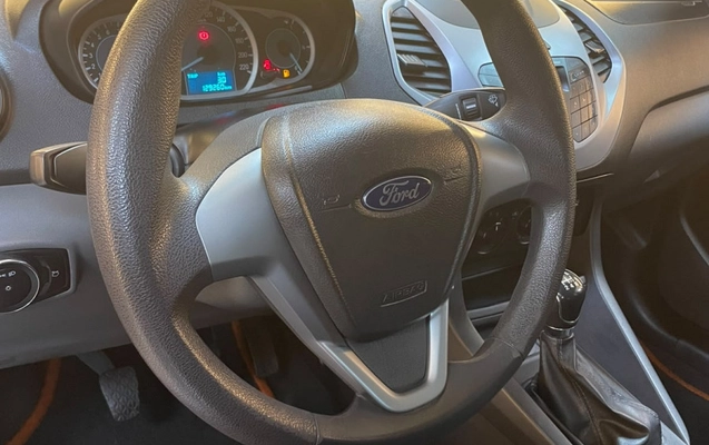imagem-https://www.socarrao.com.br/sc-vehicle-images-prod/2366829/1782766016903-Phd1e9JP1JOBYQnqPPir8IrrNpNf7OGS.jpg