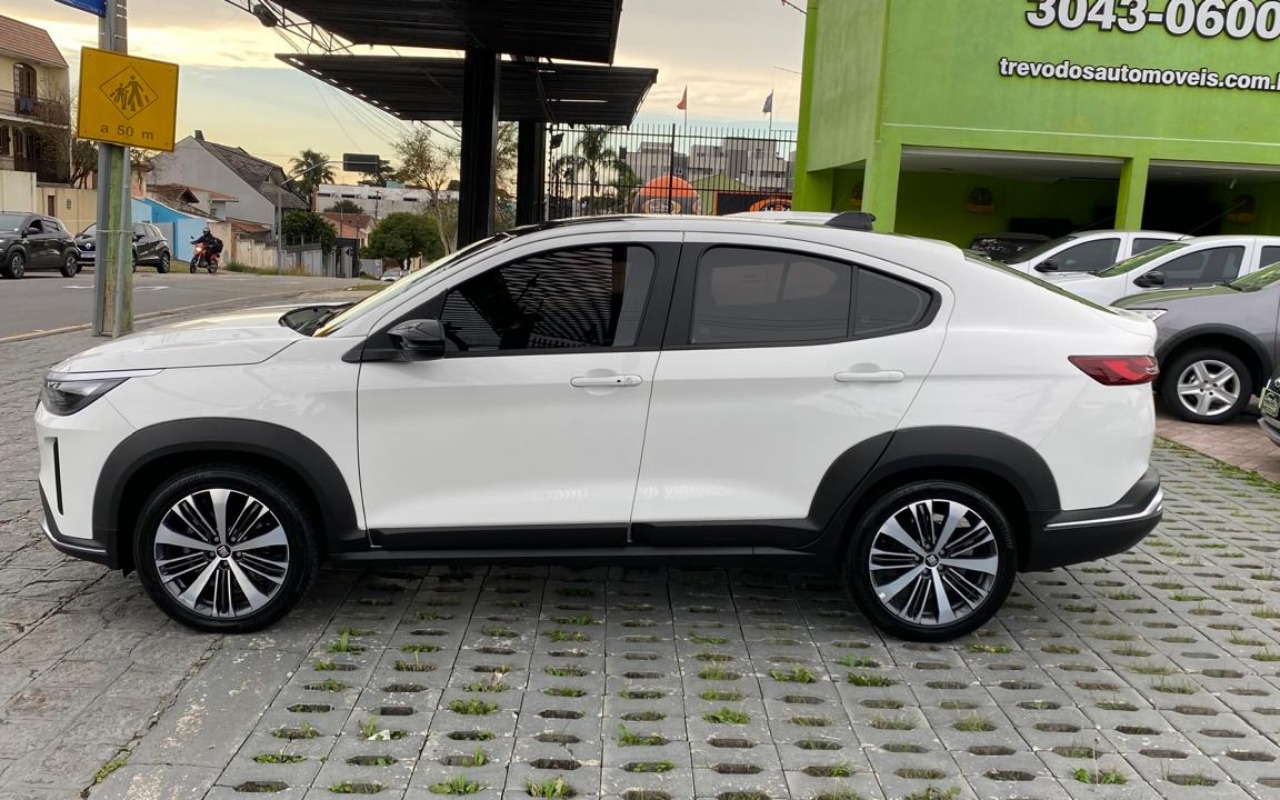 imagem-https://www.socarrao.com.br/sc-vehicle-images-prod/2366868/1783016180879-NC5qcGVn.jpeg