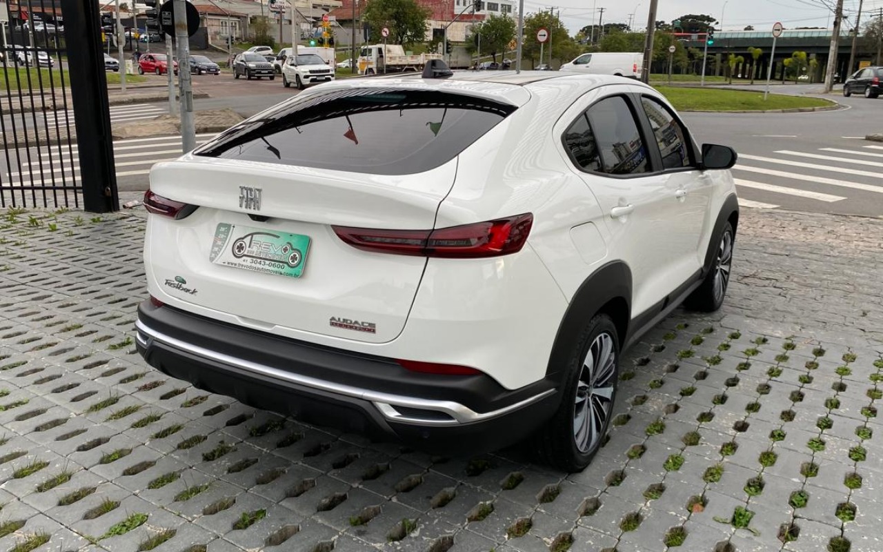 imagem-https://www.socarrao.com.br/sc-vehicle-images-prod/2366868/1783016181199-Ny5qcGVn.jpeg