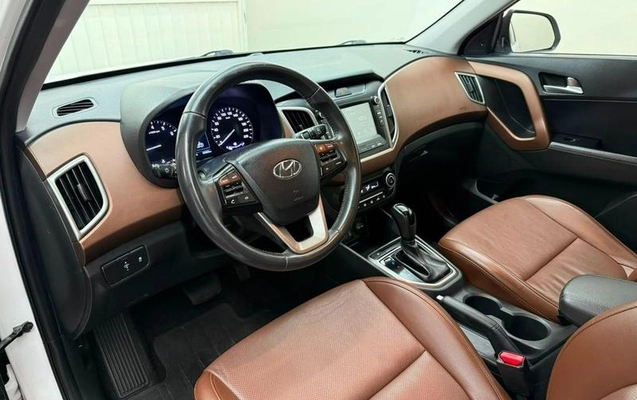 imagem-https://www.socarrao.com.br/sc-vehicle-images-prod/2368592/1788270018598-8163465_6_B_109db74ca3.jpeg