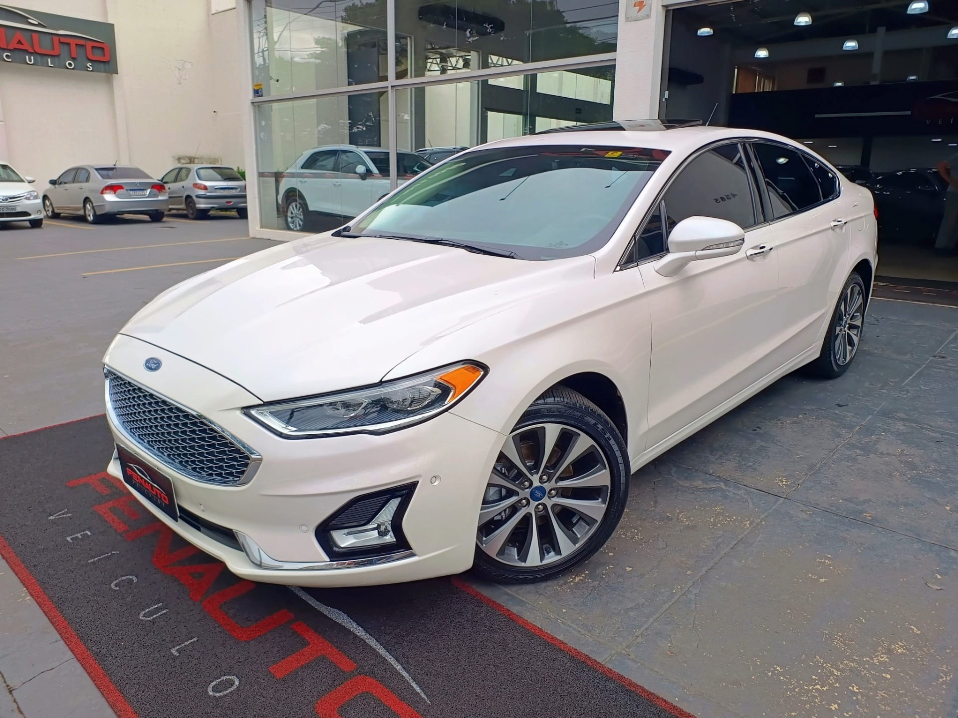 Ford Fusion Titanium 2.0 GTDI Eco. Awd Aut. na cor Branco em Maringá / PR - 23734