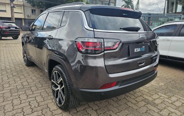 imagem-https://www.socarrao.com.br/sc-vehicle-images-prod/2374267/1789474763204-Se1Y7qZph1OeIN6gVQqkRULrNIBxPNMr.jpg
